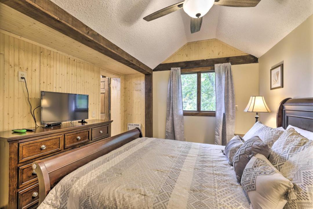 Photo of Bedroom in Montville