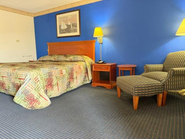 Photo of Bedroom in Wethersfield