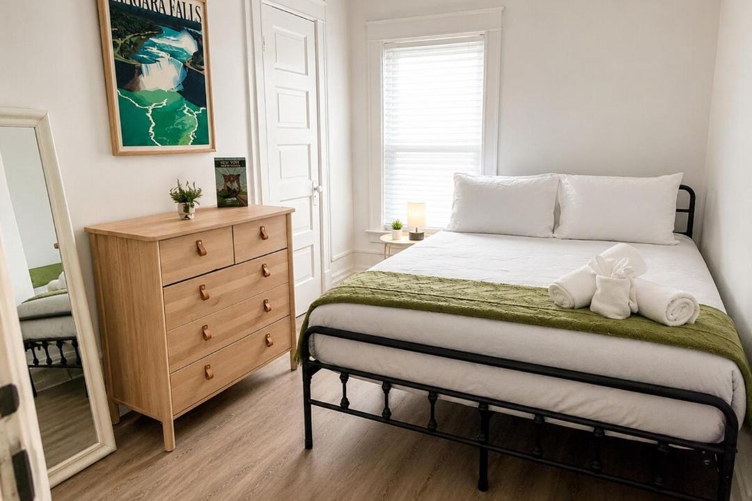 Photo of Bedroom in Niagara Falls
