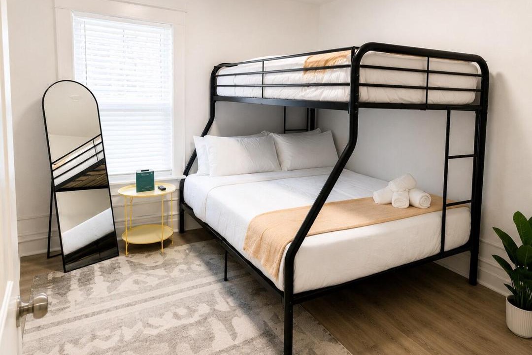Photo of Bedroom in Niagara Falls