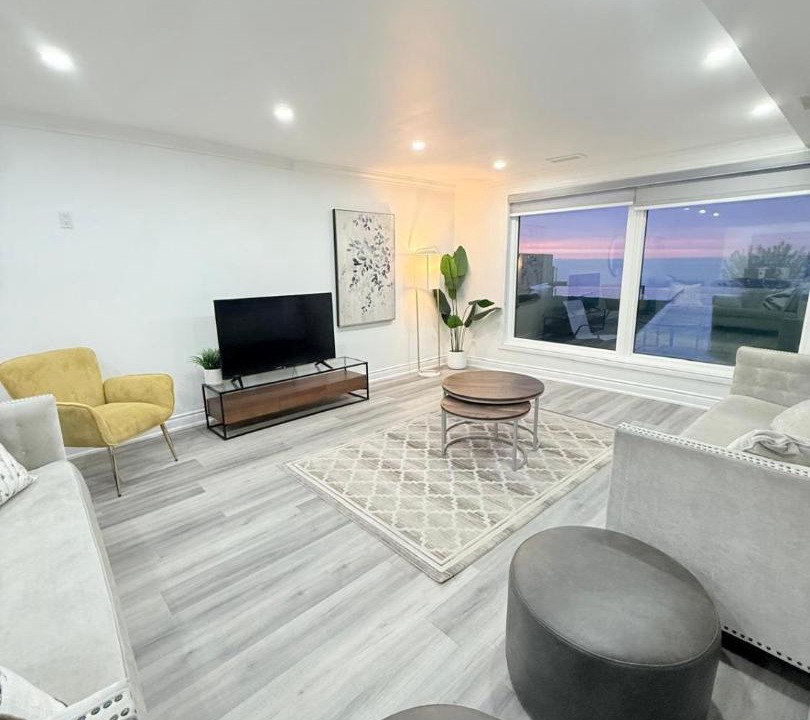 Photo of Livingroom in Stoney Creek