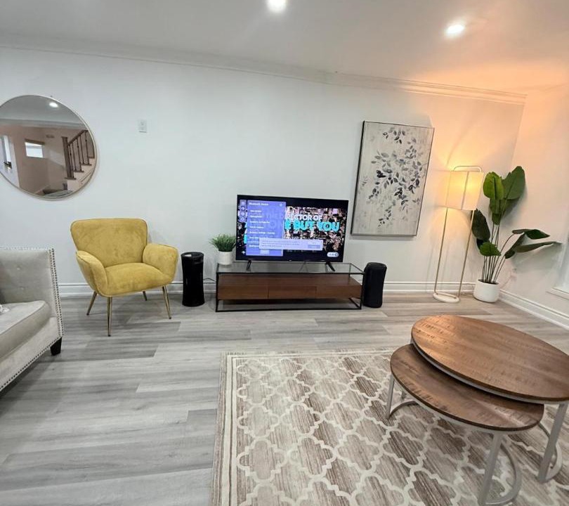 Photo of Livingroom in Stoney Creek