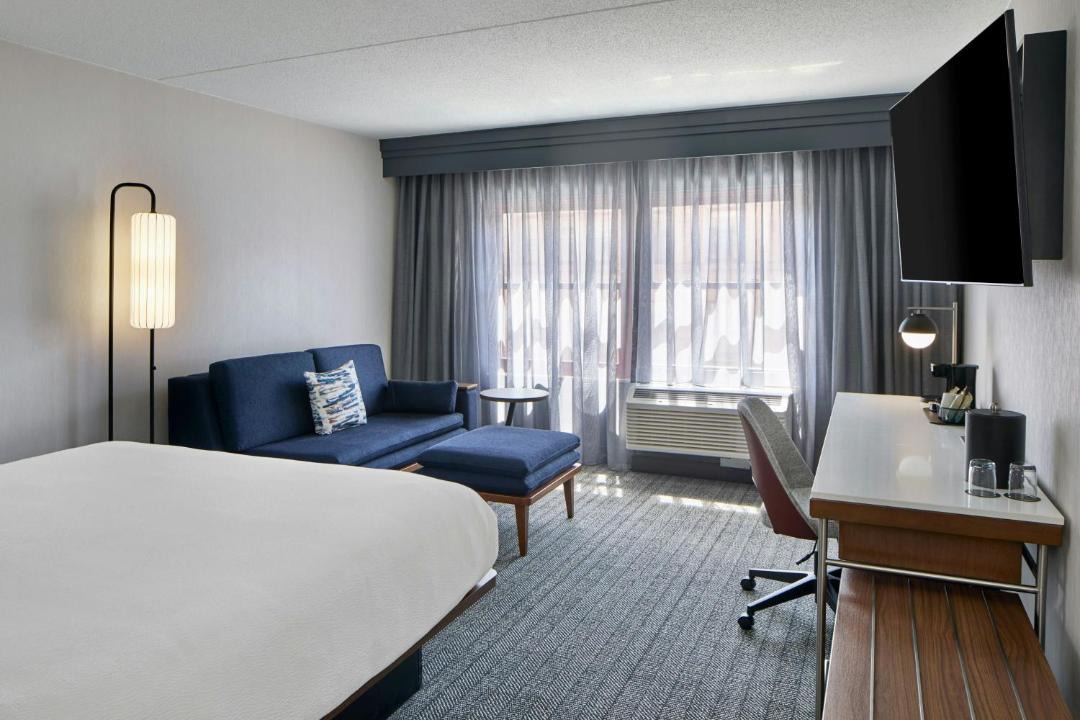 Photo of Bedroom in Downtown