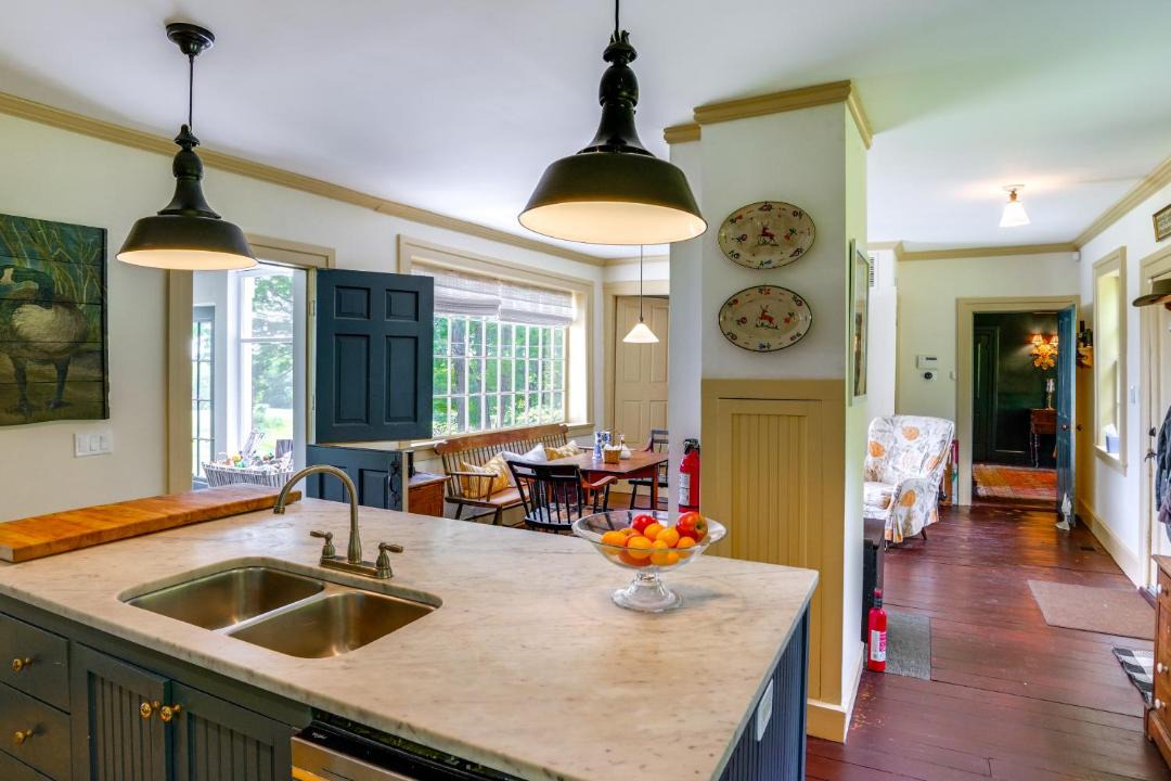 Photo of Kitchen in Middlefield