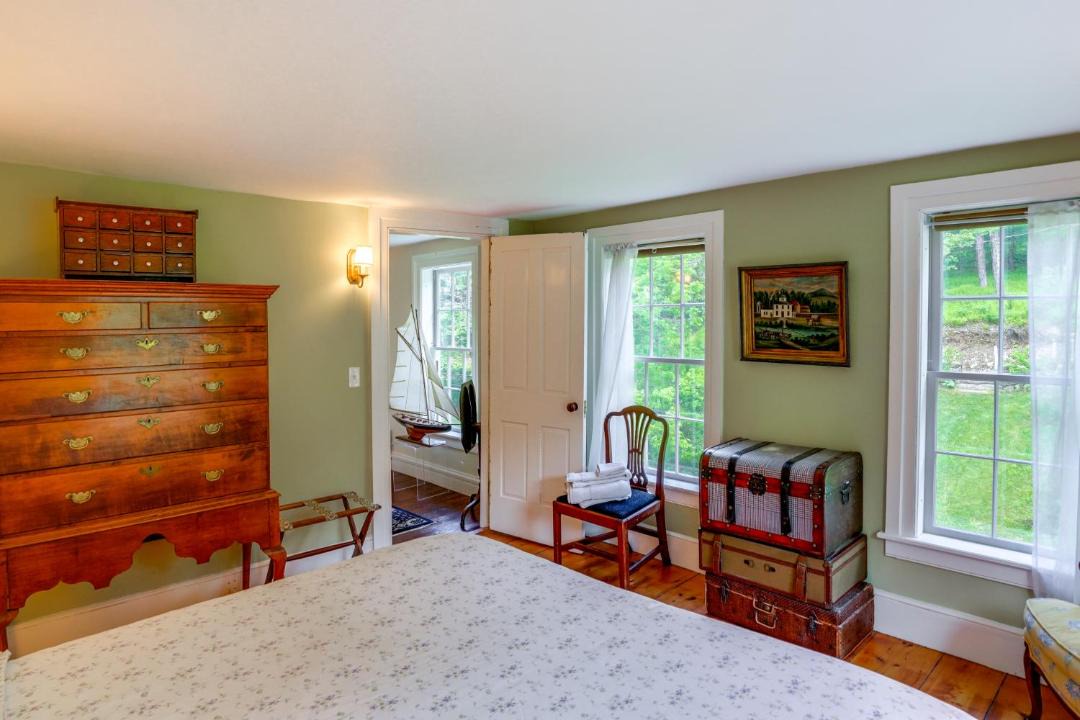 Photo of Bedroom in Middlefield