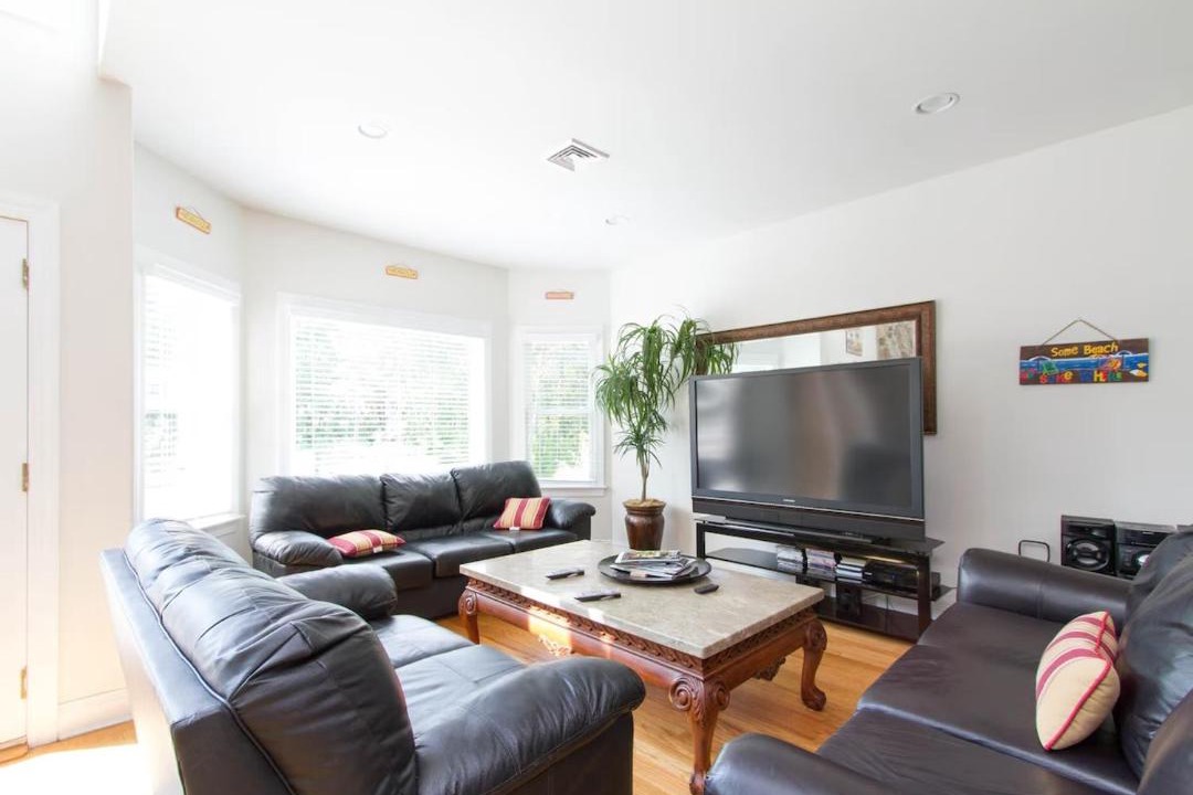 Photo of Livingroom in East Quogue