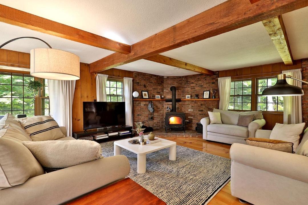 Photo of Livingroom in East Haven  Rutland County