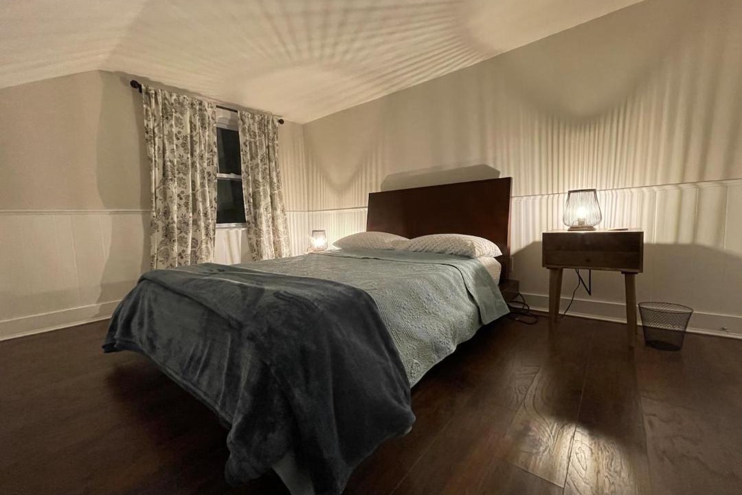 Photo of Bedroom in Lebanon Springs