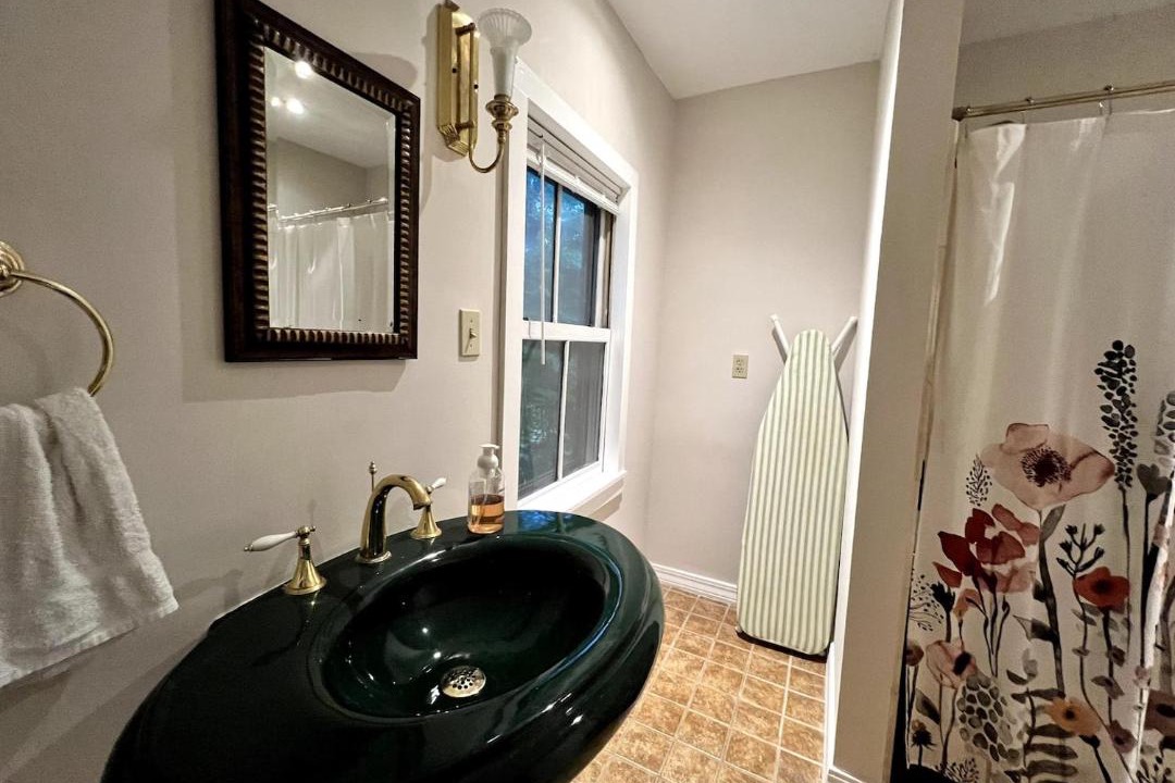 Photo of Bathroom in Lebanon Springs