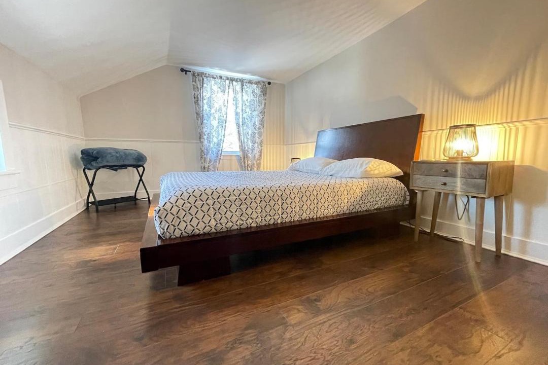 Photo of Bedroom in Lebanon Springs