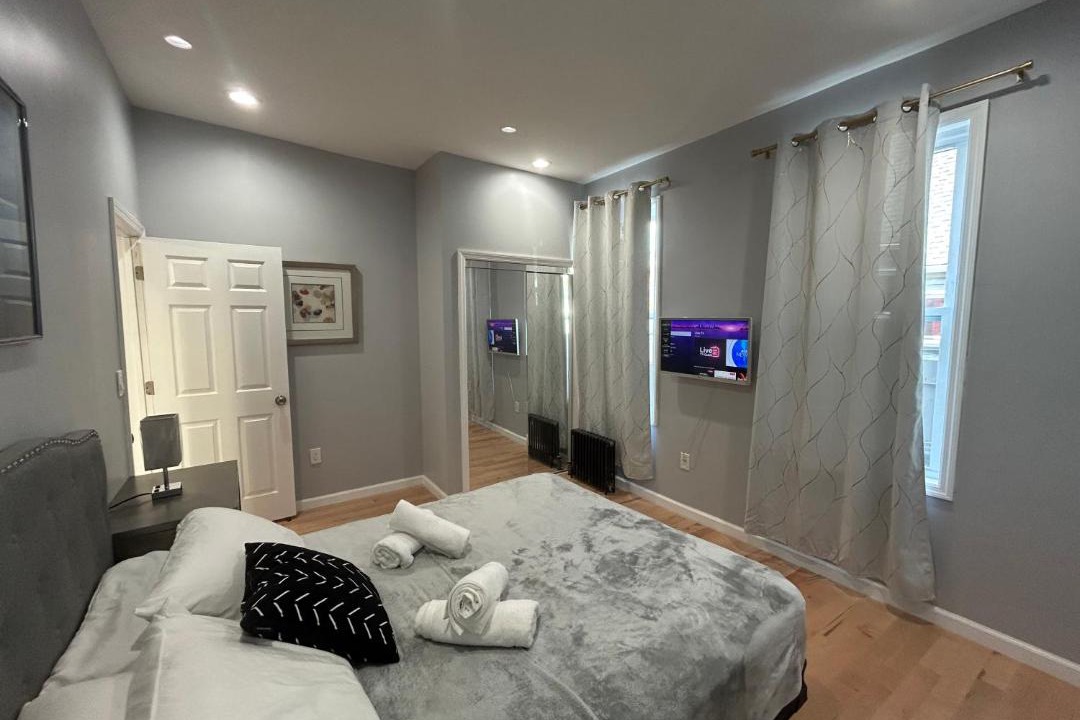 Photo of Bedroom in Queens