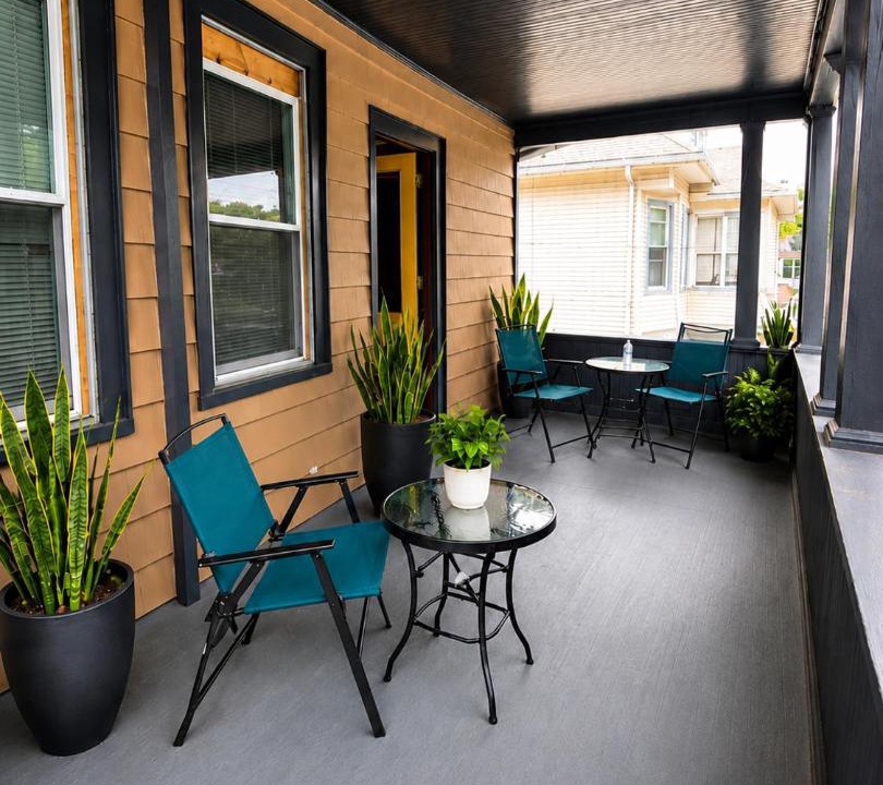 Photo of Patio Balcony in Beaver Hills