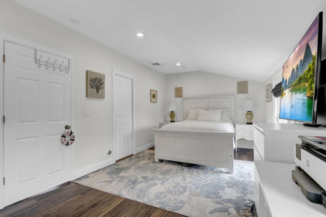 Photo of Bedroom in Mastic Beach