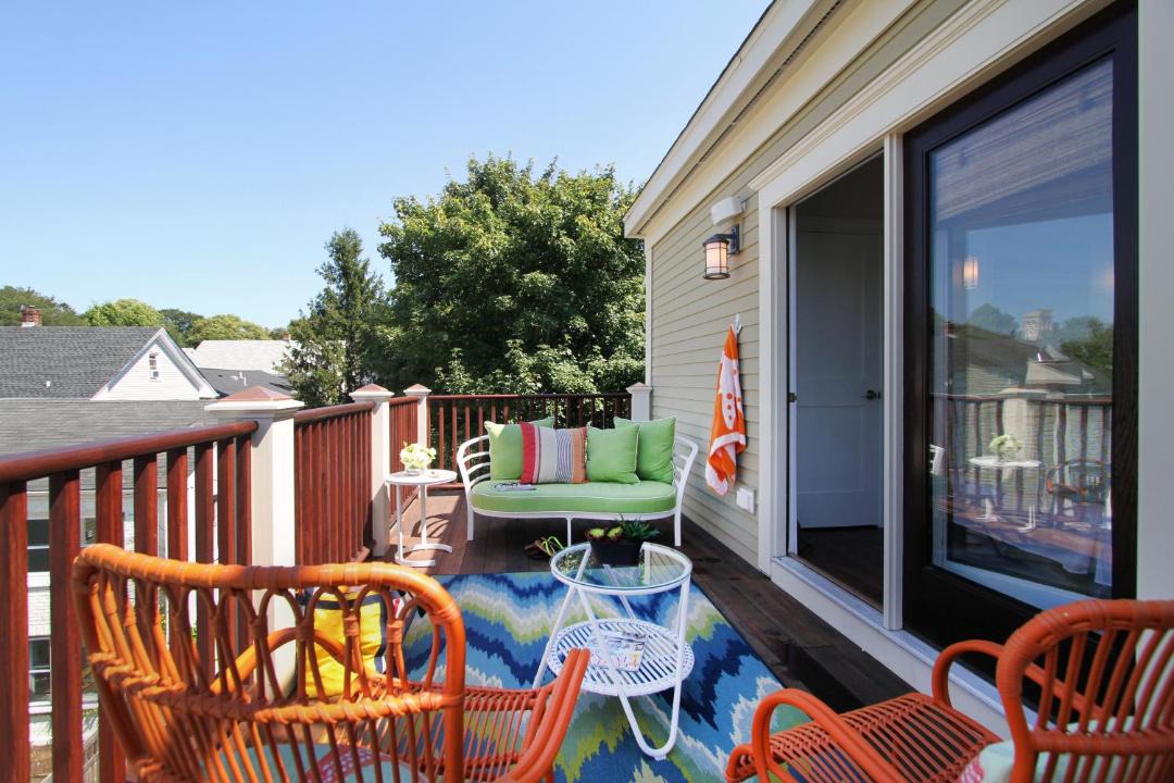 Photo of Patio Balcony in Yachting Village