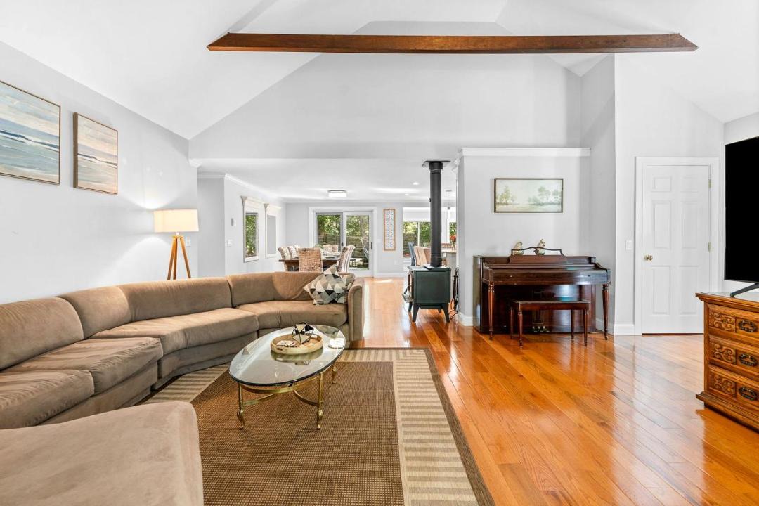 Photo of Livingroom in Barnstable