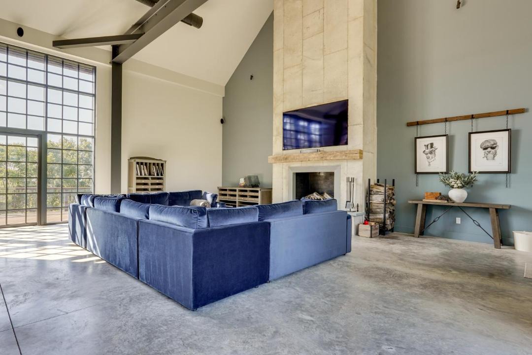 Photo of Livingroom in Hyde Park