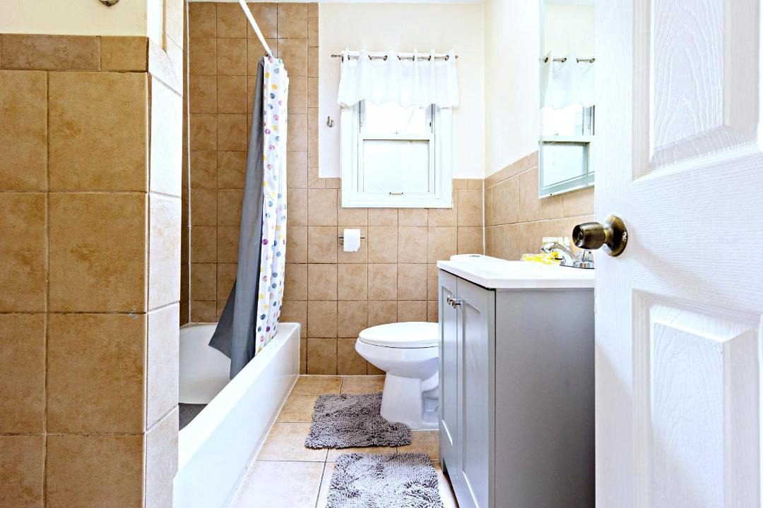 Photo of Bathroom in Valley Stream