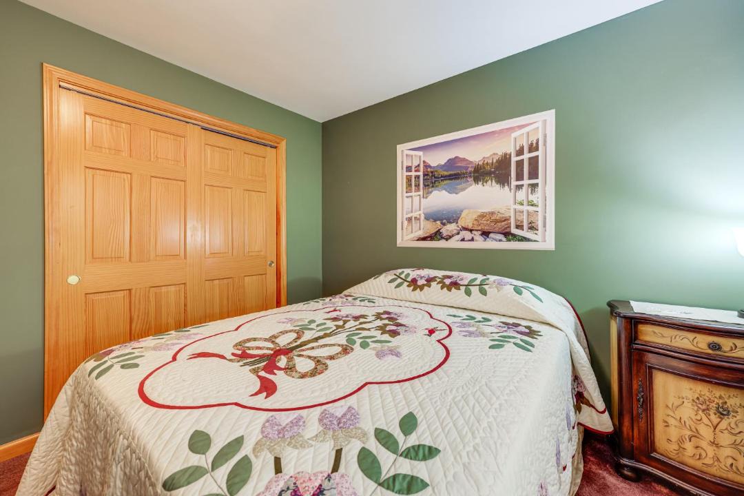 Photo of Bedroom in Town of Varick