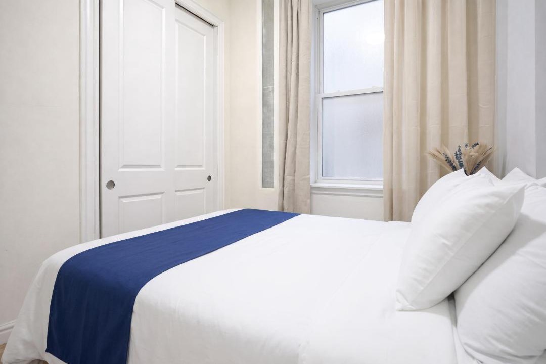 Photo of Bedroom in Bloomingdale