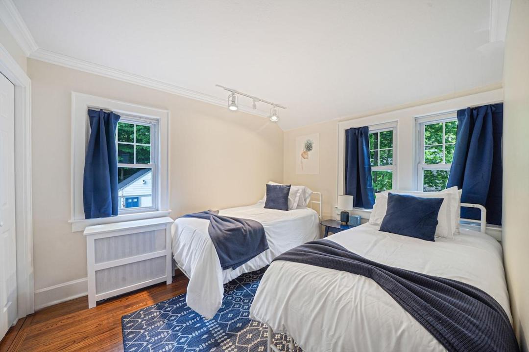 Photo of Bedroom in Huntington