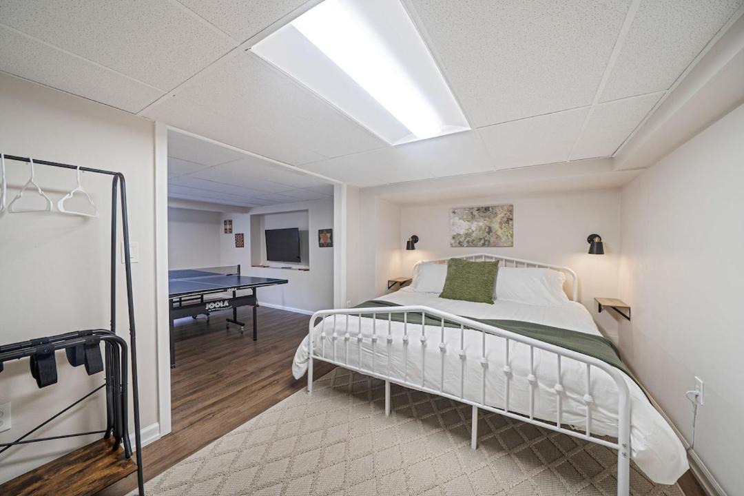 Photo of Bedroom in Huntington