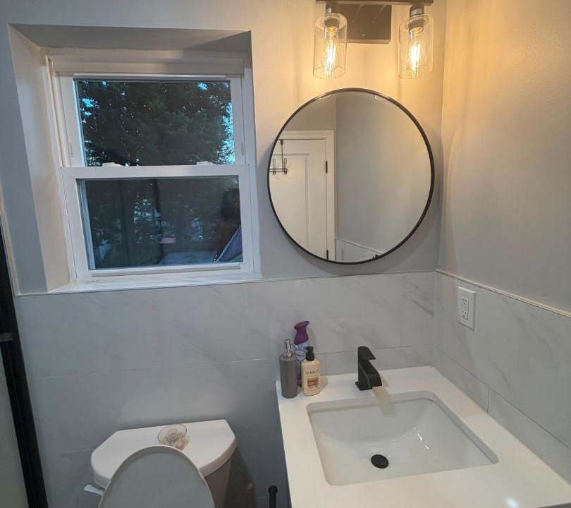 Photo of Bathroom in Newark
