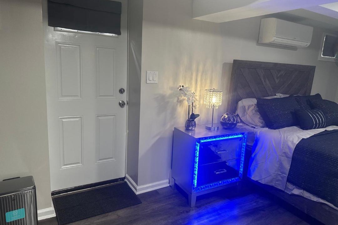 Photo of Bedroom in Floral Park