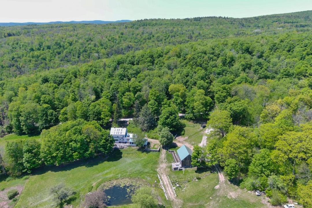 Photo of Others in Middlefield