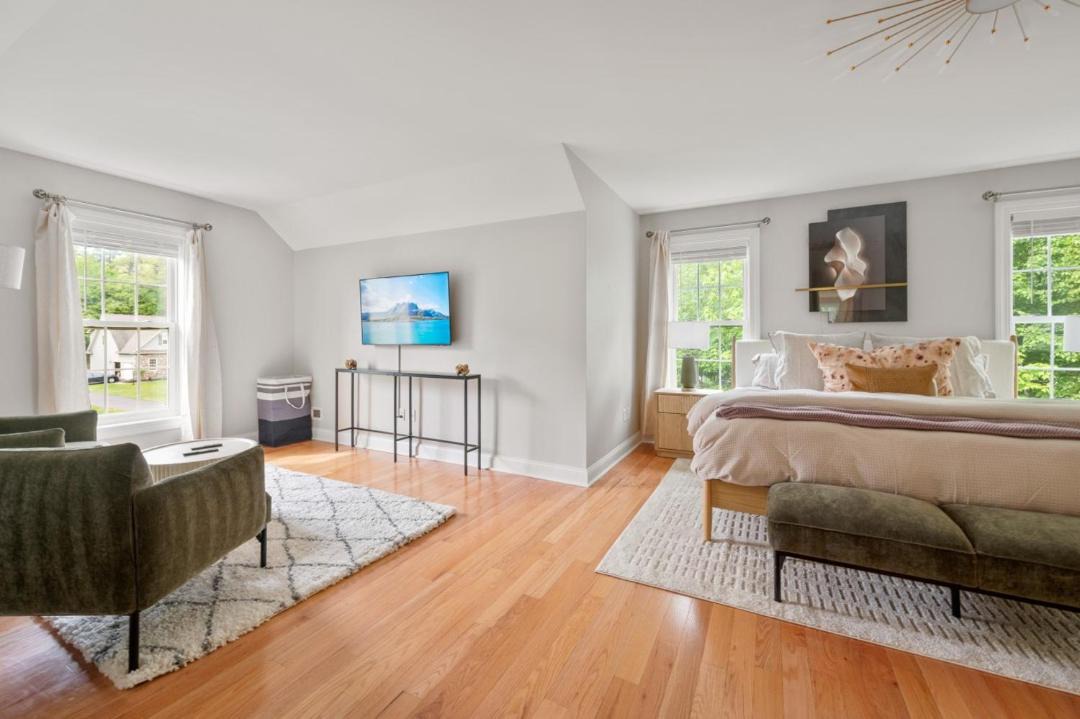 Photo of Bedroom in Saratoga Springs