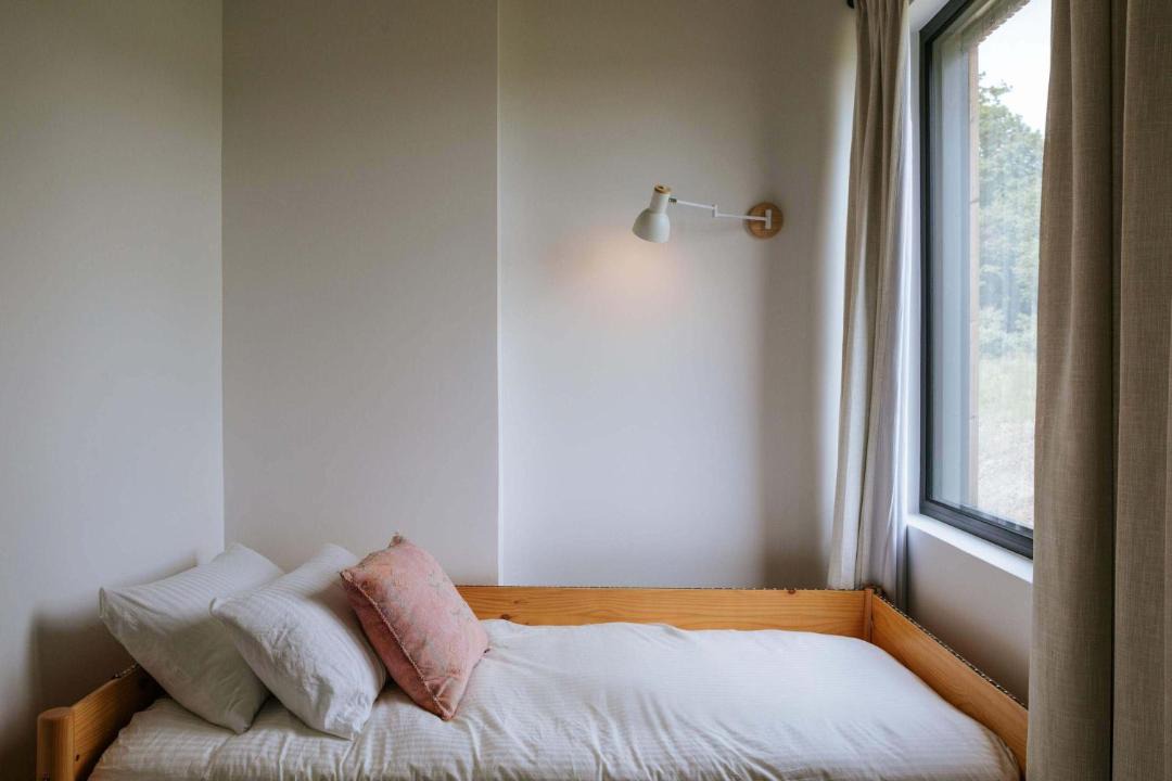 Photo of Bedroom in Hollowville