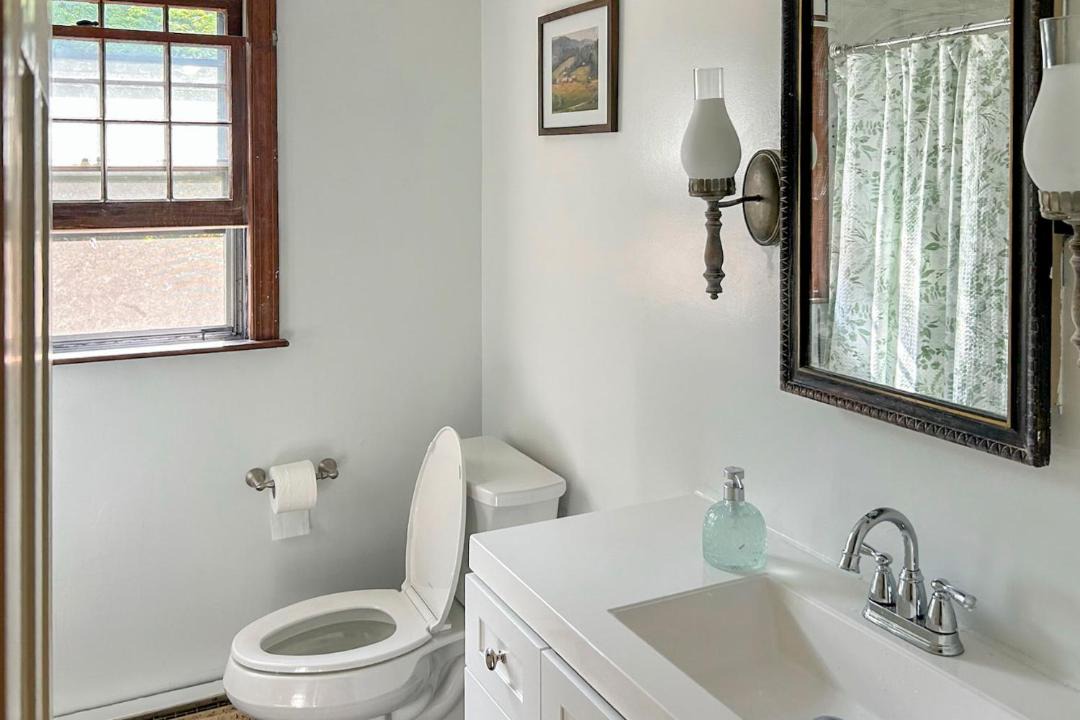 Photo of Bathroom in South Orleans