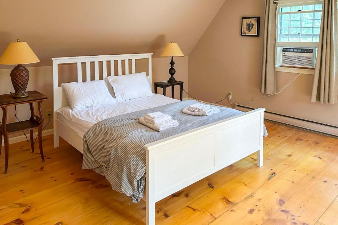 Photo of Bedroom in South Orleans