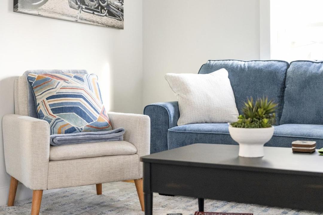 Photo of Livingroom in Weirs Beach