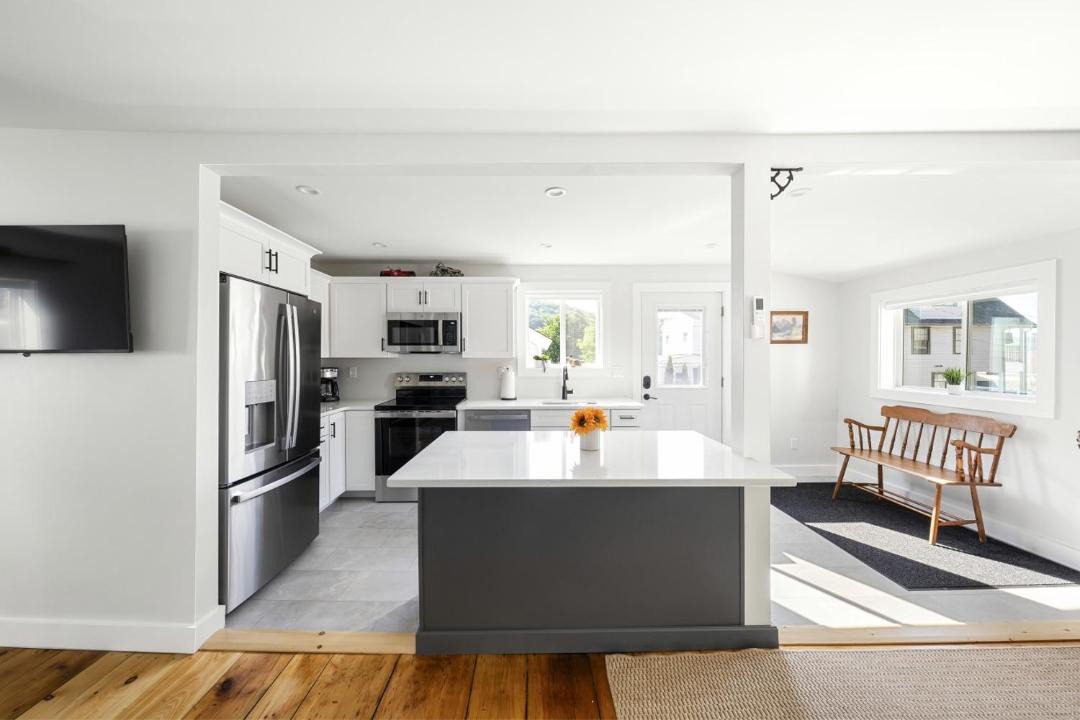Photo of Kitchen in Weirs Beach