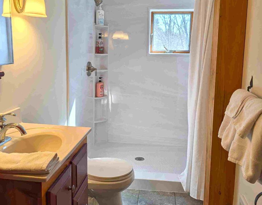 Photo of Bathroom in Loudon