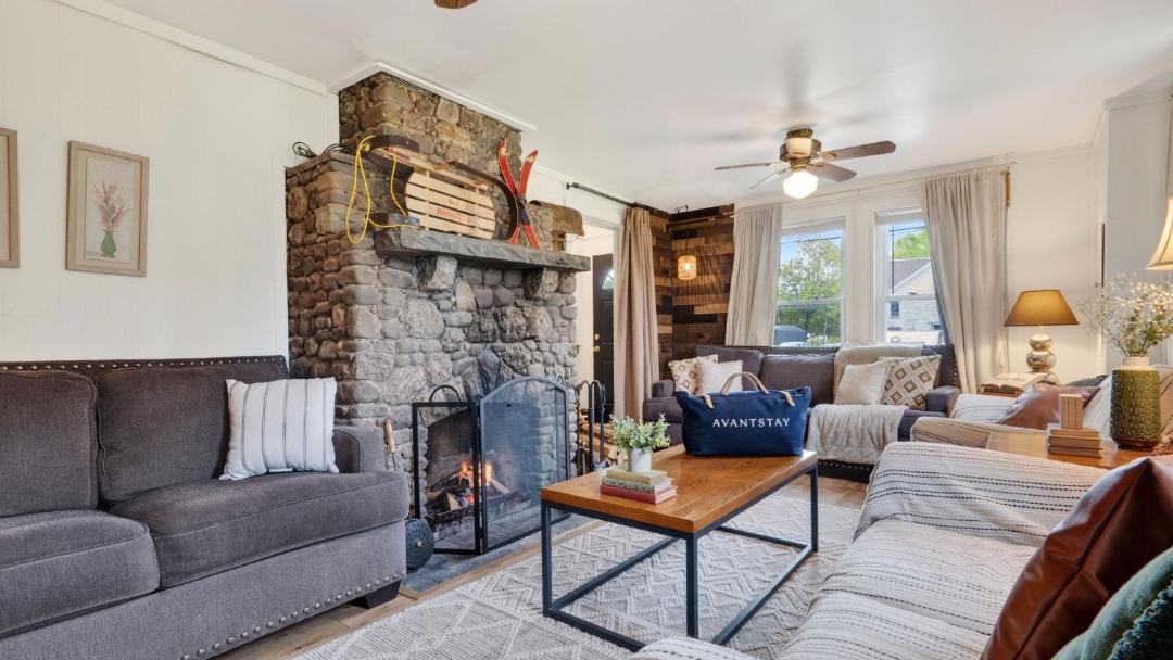 Photo of Livingroom in Haines Falls