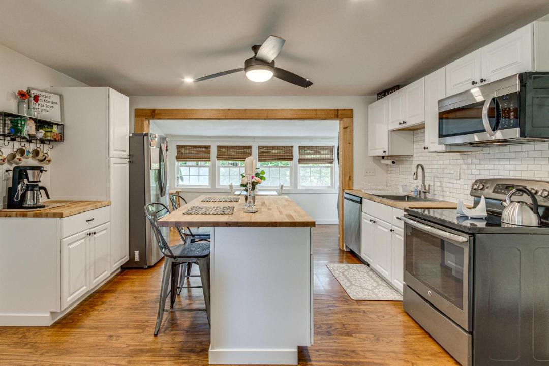 Photo of Kitchen in Niantic
