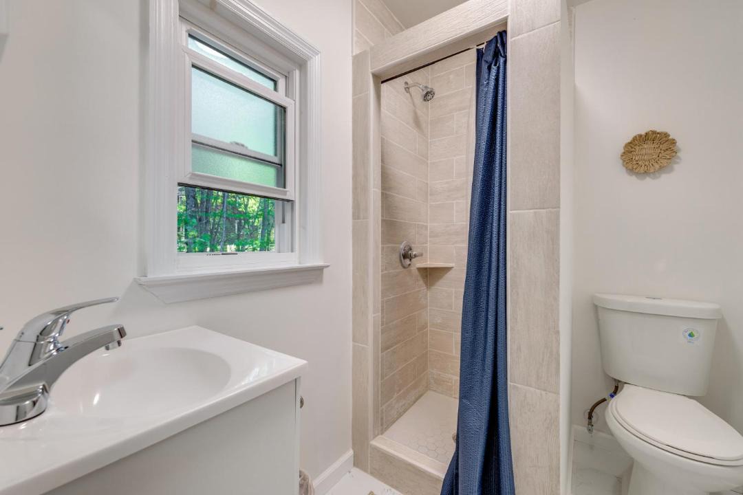 Photo of Bathroom in Schroon Lake