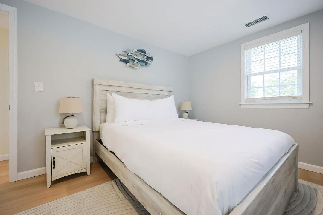 Photo of Bedroom in Yarmouth Port