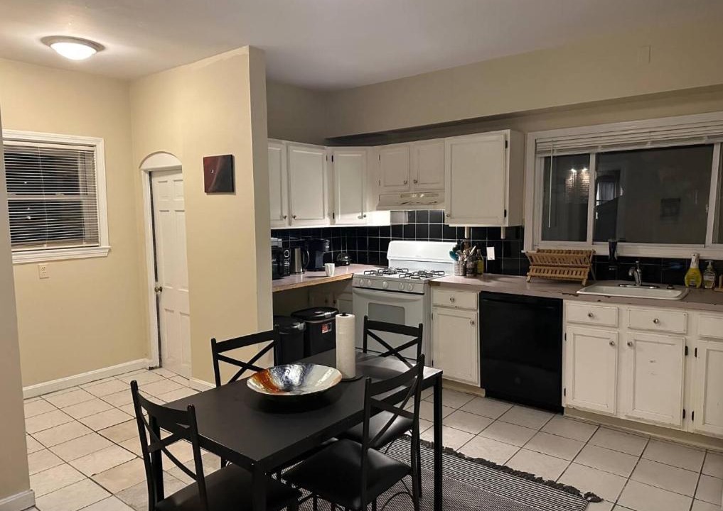 Photo of Kitchen in Cleveland Circle
