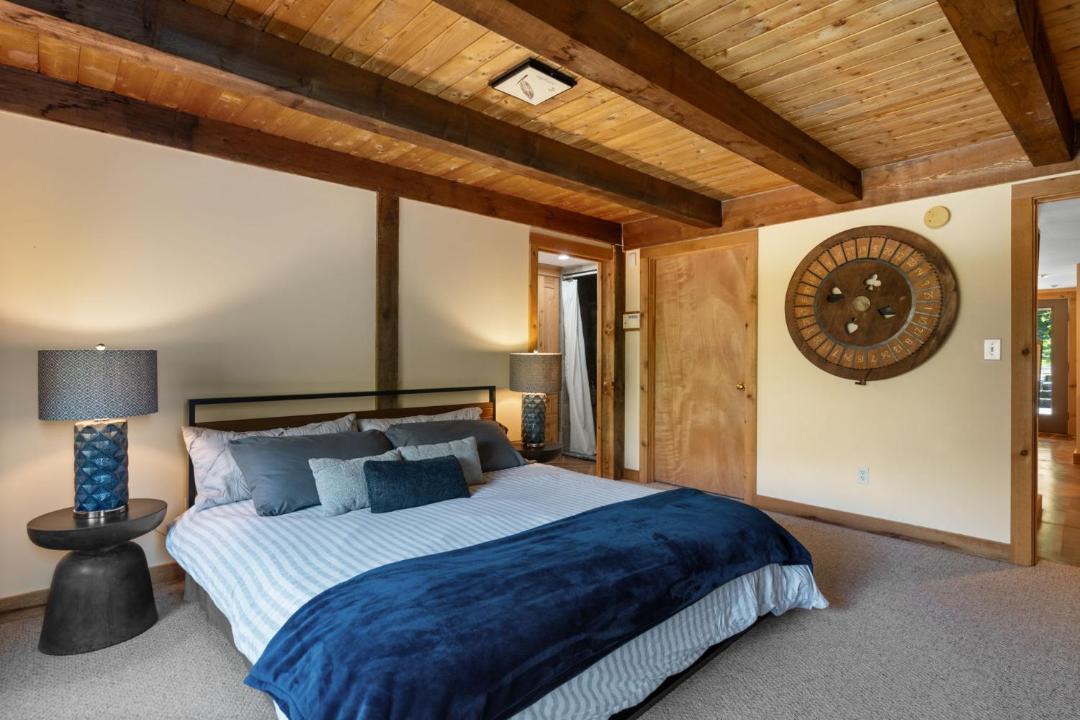 Photo of Bedroom in Lagrangeville