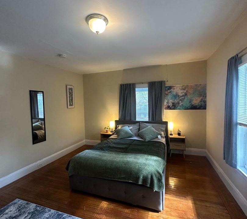 Photo of Bedroom in Cleveland Circle
