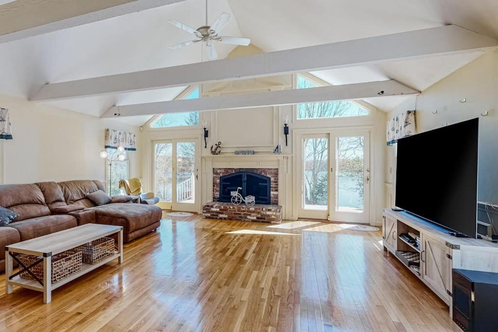 Photo of Others in Cotuit