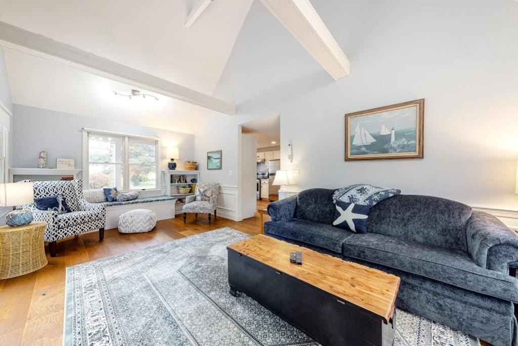 Photo of Others in Falmouth Heights