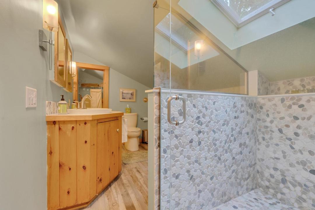 Photo of Bathroom in Lyman