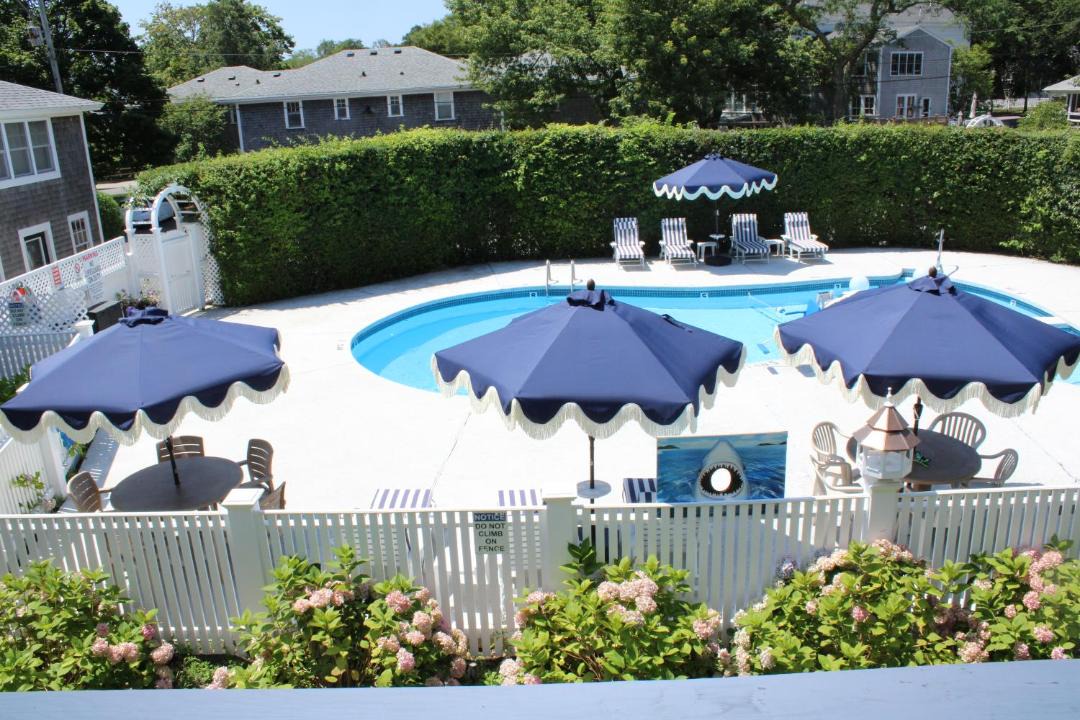 Photo of Others in Edgartown