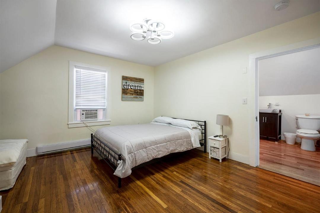 Photo of Bedroom in Avon