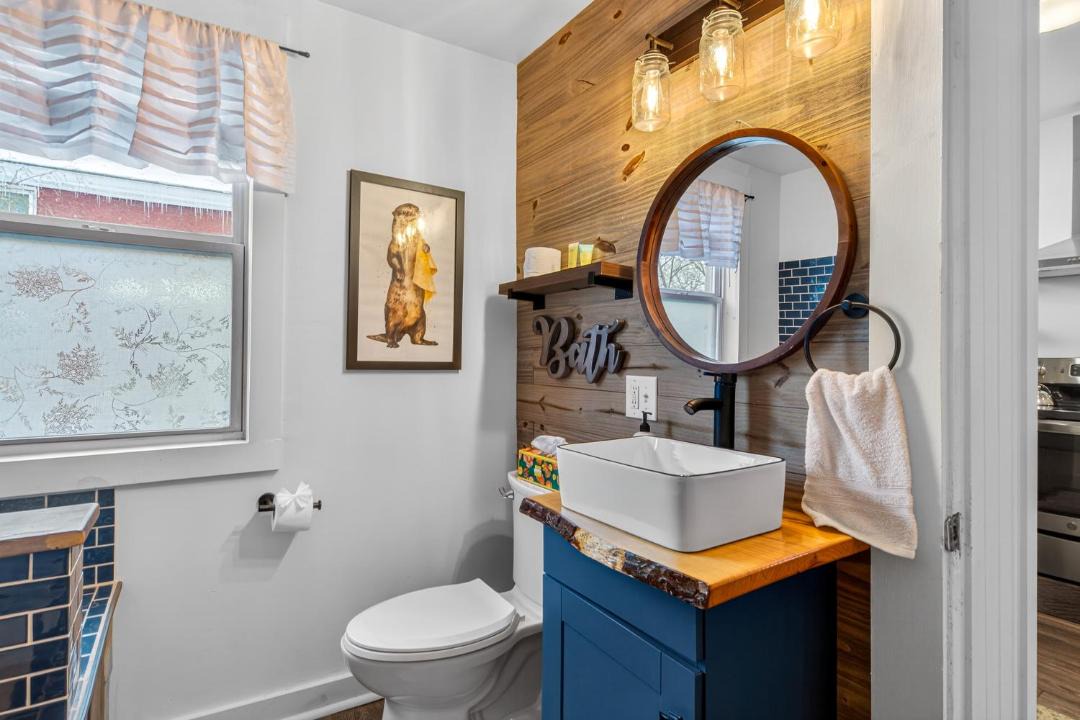 Photo of Bathroom in Old North End