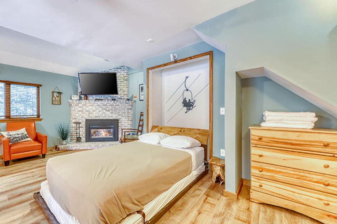 Photo of Bedroom in Bartlett