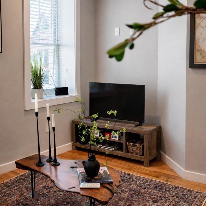 Photo of Livingroom in Telegraph Hill